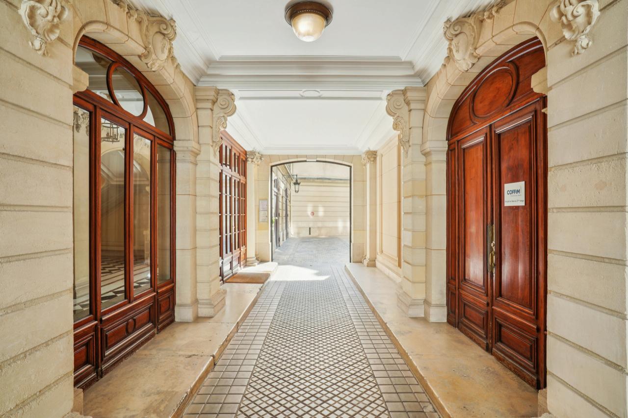 Bureau Paris 981m² Location bureau Paris OLBUR2311671 3